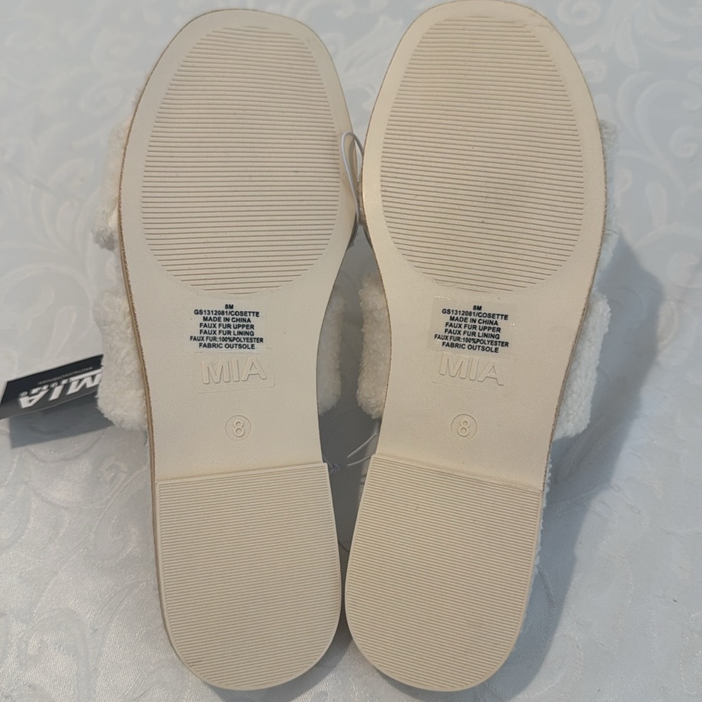 MIA Cosette Faux Shearling Sandal. Ladies Size 8 - Picture 8 of 11